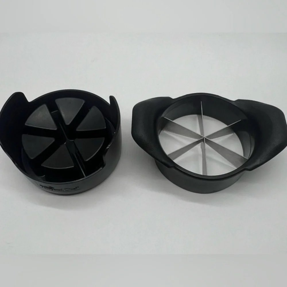 Pampered Chef vegetable cutter with 6 serrated blades NWOB